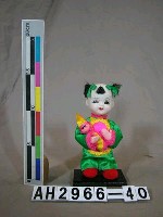 藏品(抱嬰玩偶)的圖片